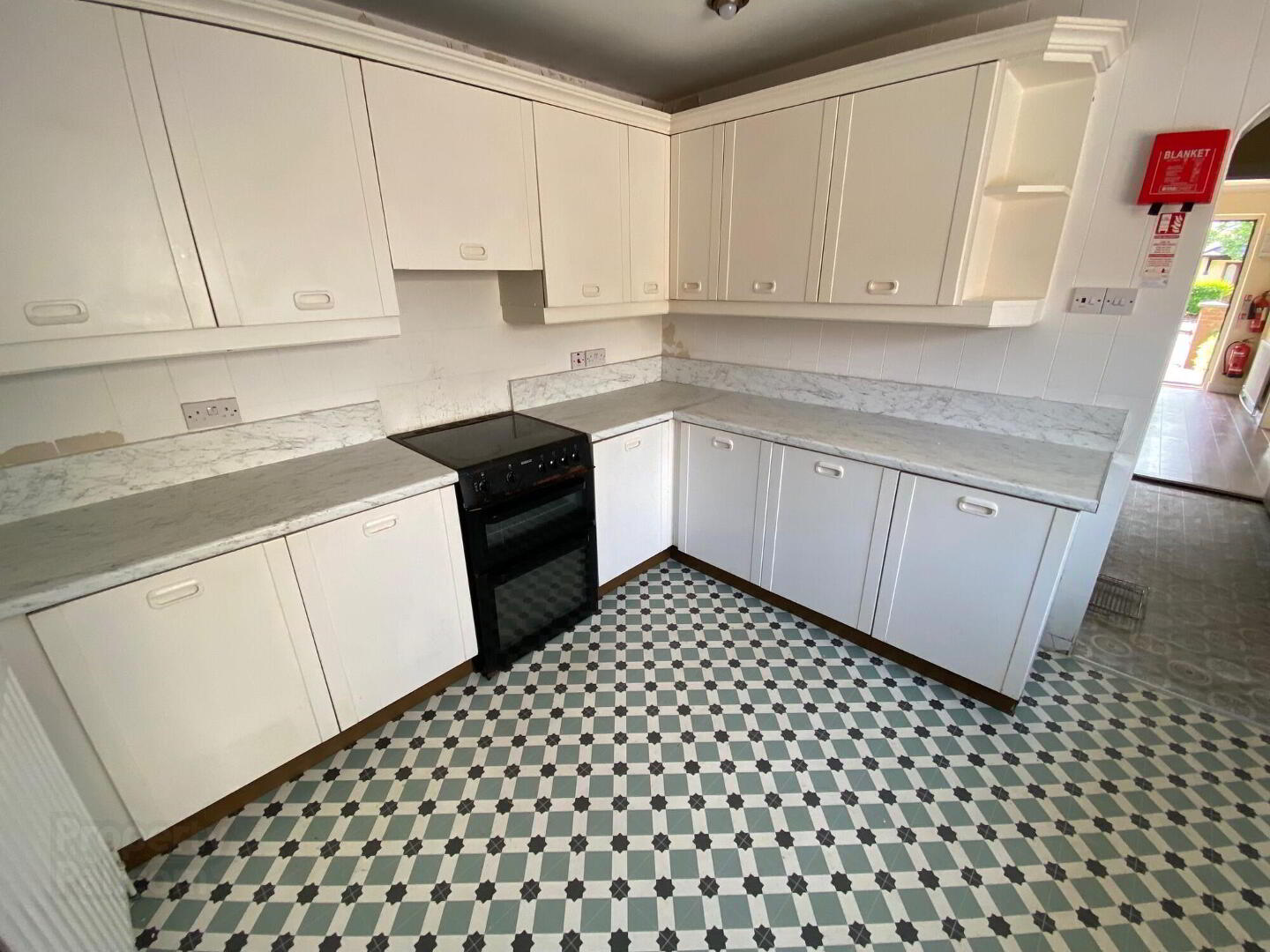 141 Ulsterville Avenue 6 of 14