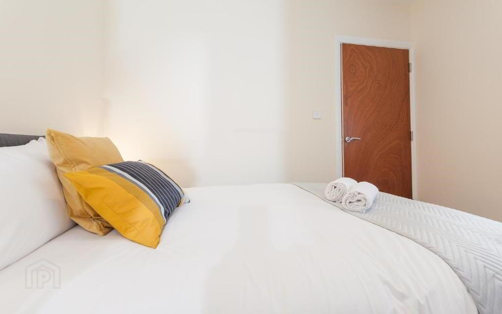 Unit 1, Wellesley Avenue 5 of 12