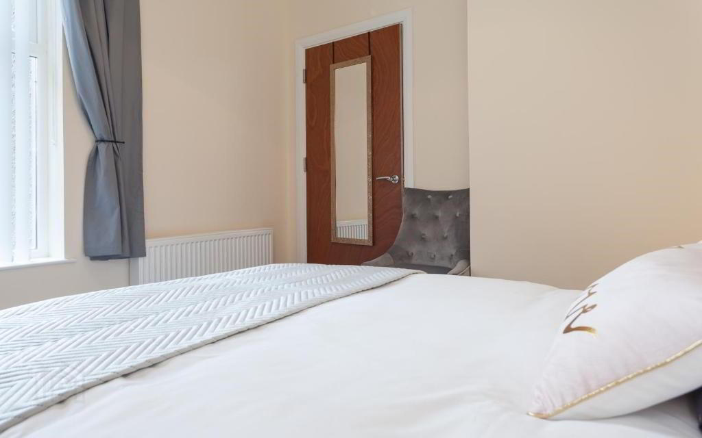 Unit 1, Wellesley Avenue 10 of 12