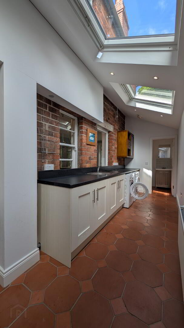 42 Marlborough Park North 10 of 23