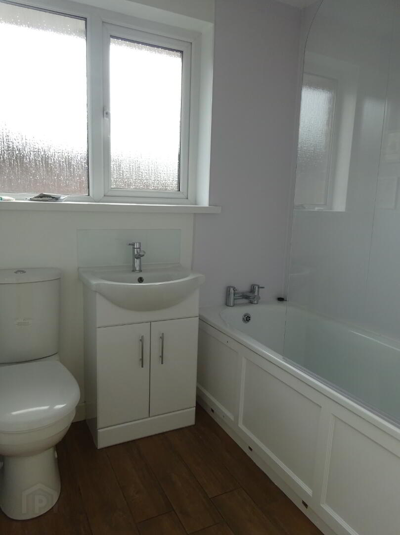 53 Woodbreda Avenue 13 of 25