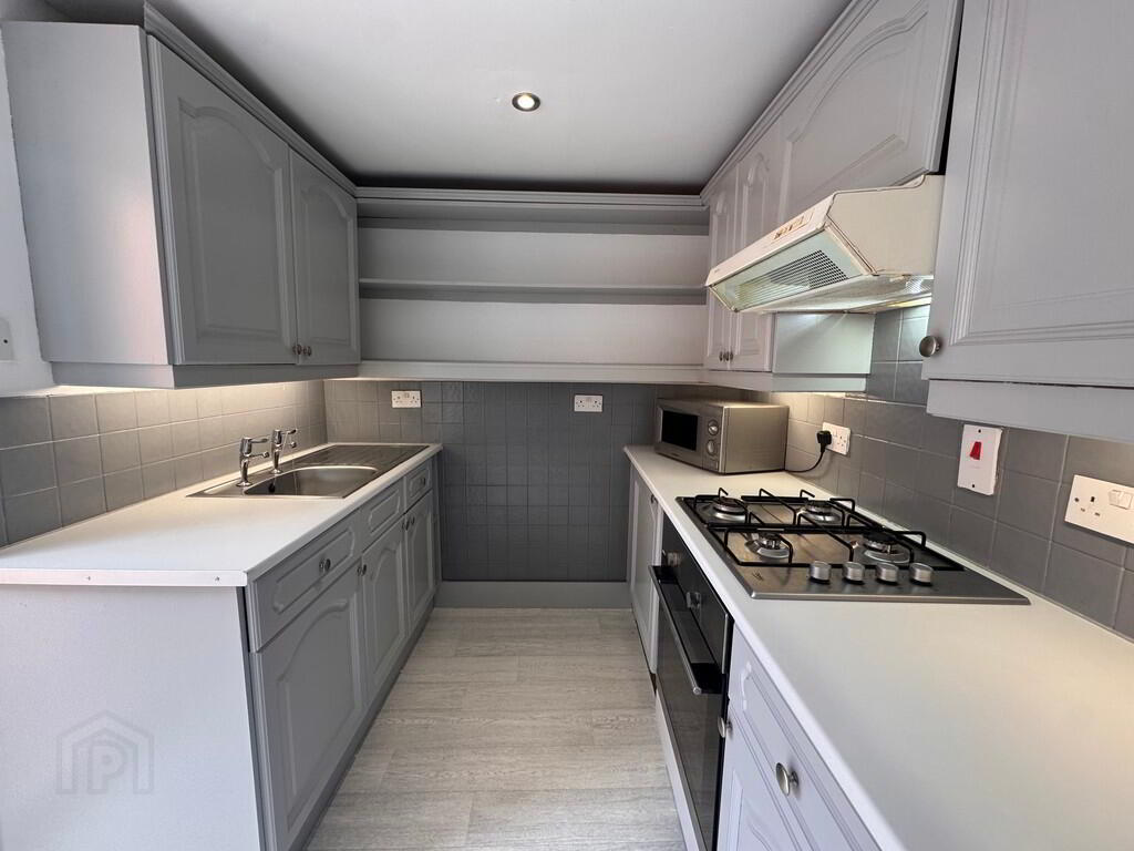 7 Lislea Avenue 5 of 13
