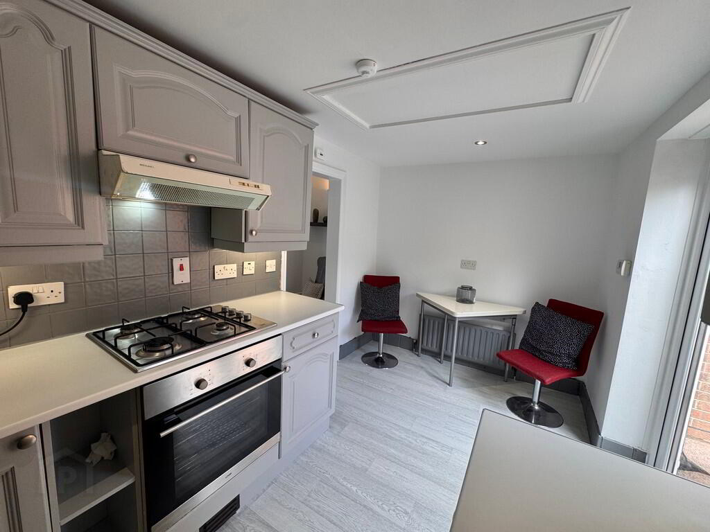 7 Lislea Avenue 6 of 13
