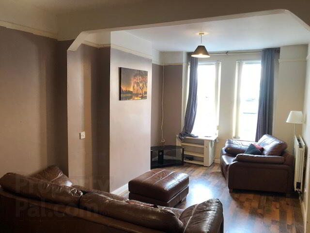 8 Meadowbank Place 5 of 11