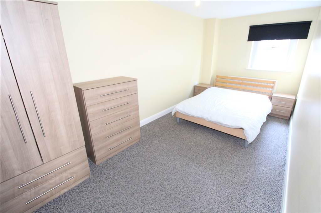 Apt 6 2, Annesley Street 6 of 9