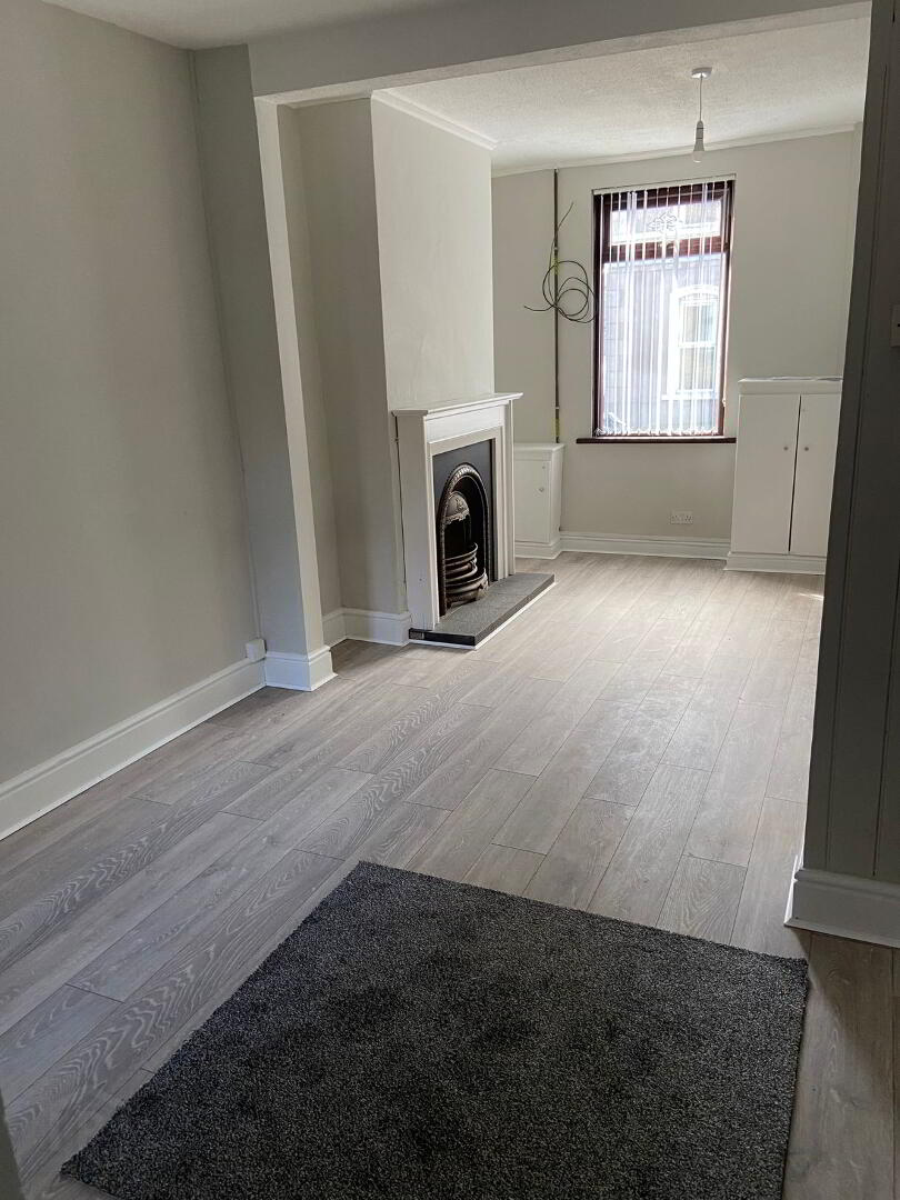 23 Woodvale Street 5 of 14