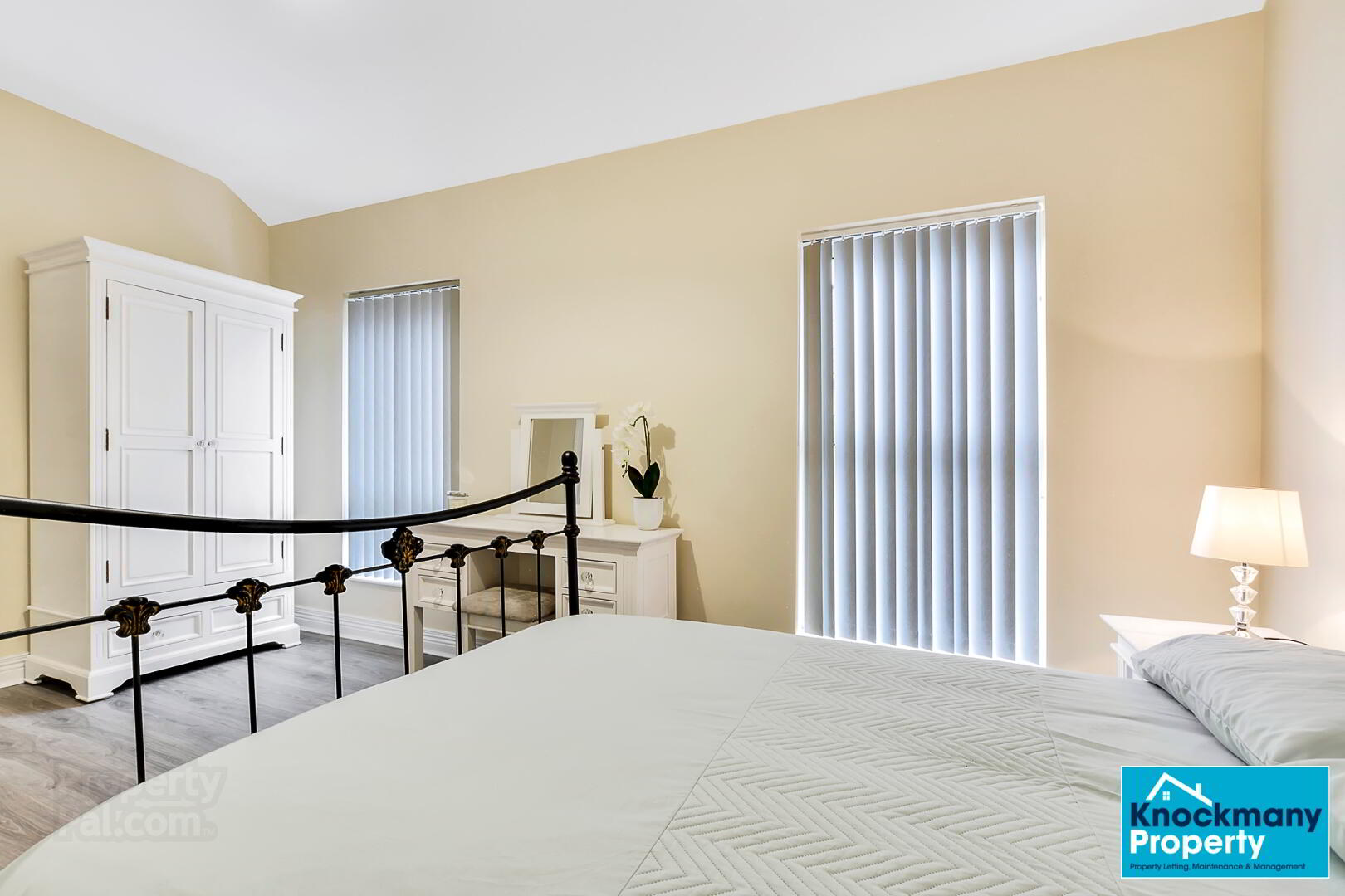 STUDENT ACCOMMODATION, 17 Nicholson Square 19 of 21