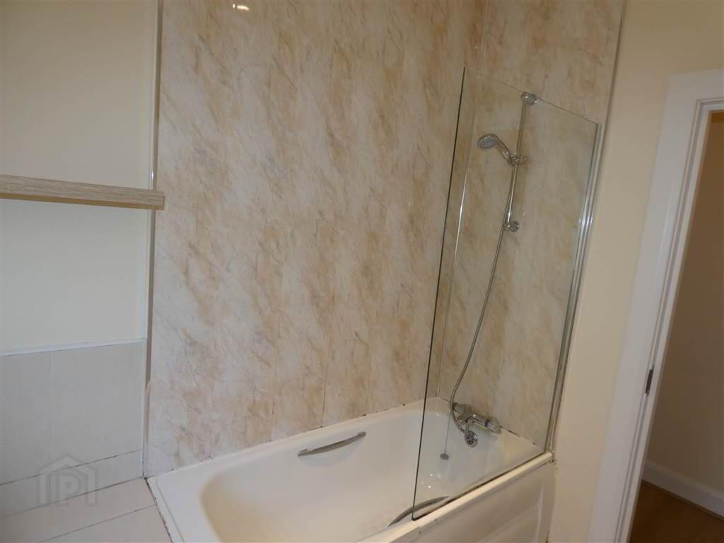 Apt 5 367, Beersbridge Road 6 of 6
