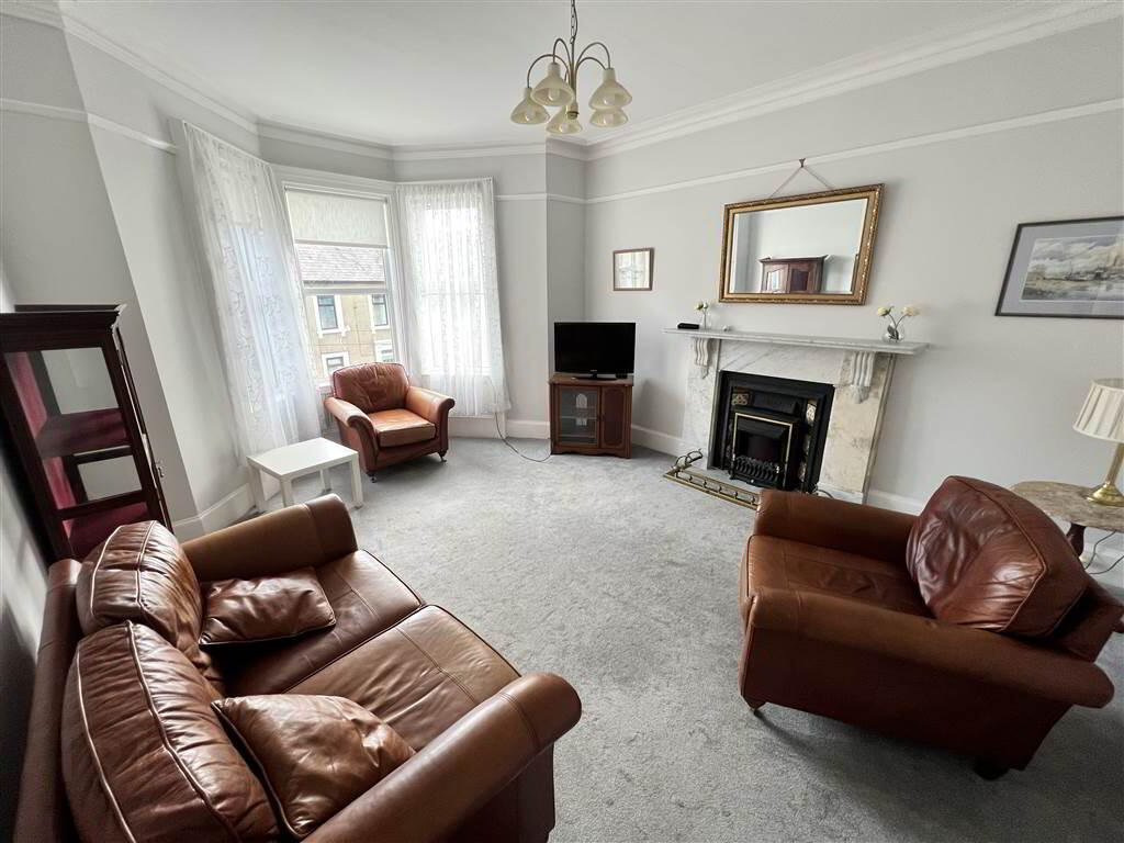 36b Victoria Avenue 4 of 12