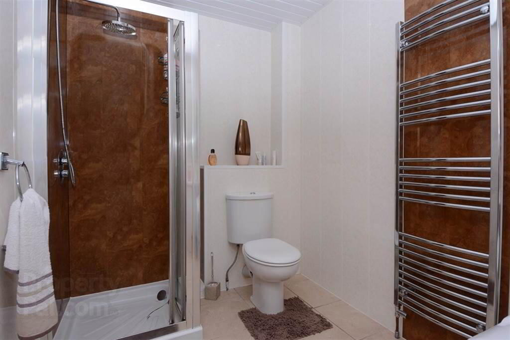 Apt 7 Elm House, 2 Beech Heights 10 of 13