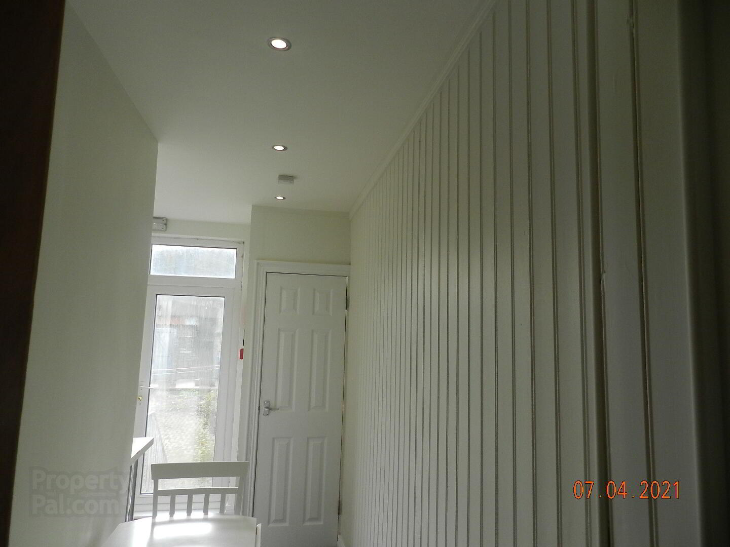 Unit C, 52 Northland Road 4 of 9