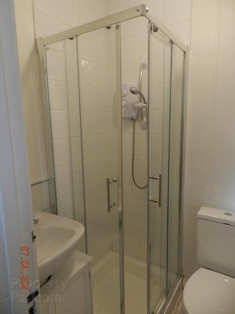 Unit C, 52 Northland Road 8 of 9