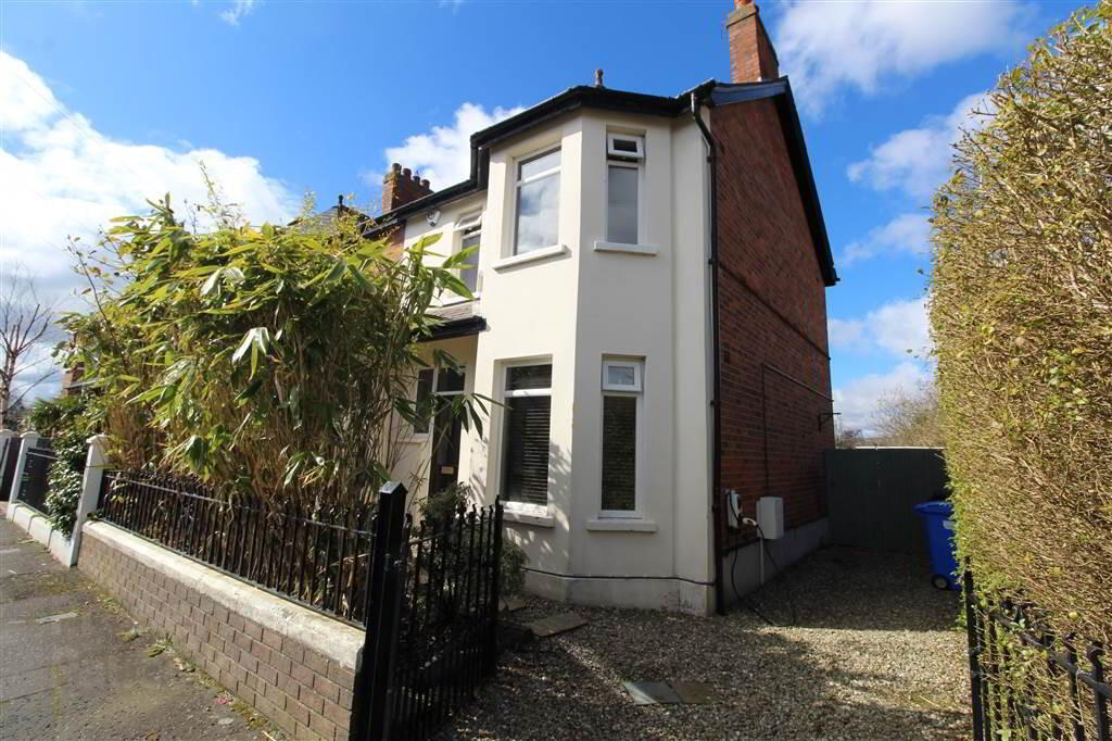 1 Pirrie Park Gardens 1 of 9