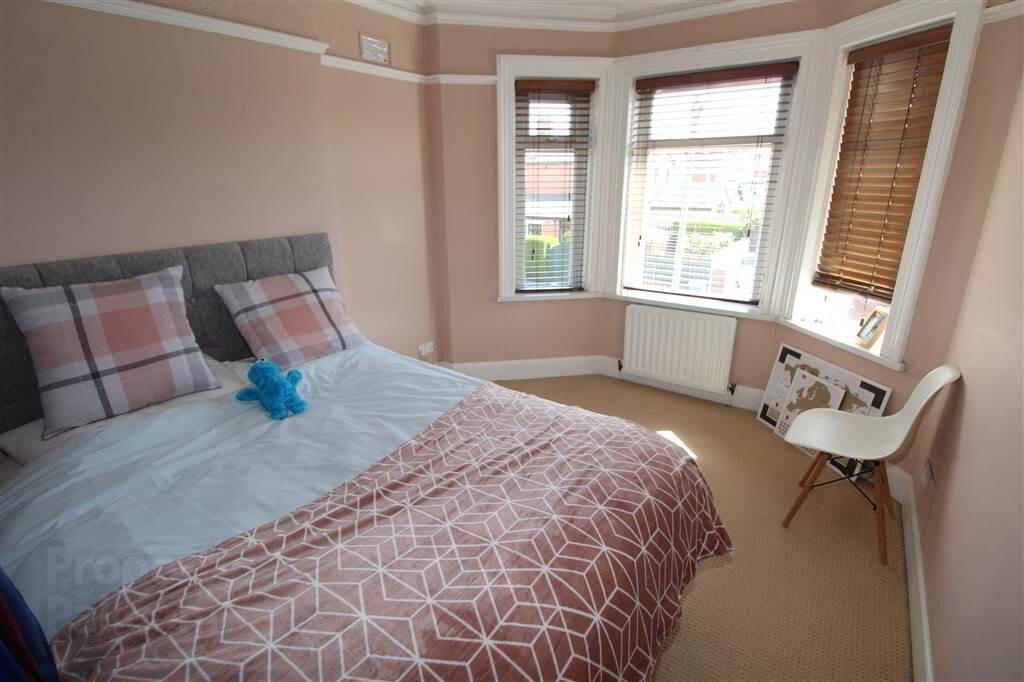 1 Pirrie Park Gardens 8 of 9