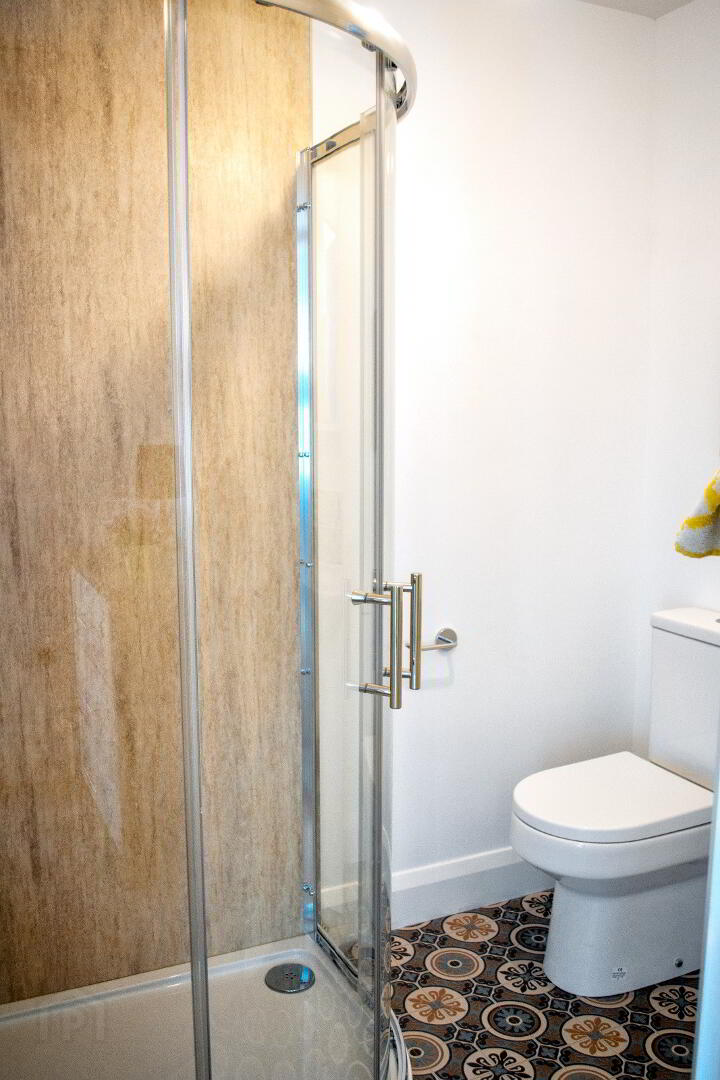 Unit 4, 91 Southwell Rd 6 of 7
