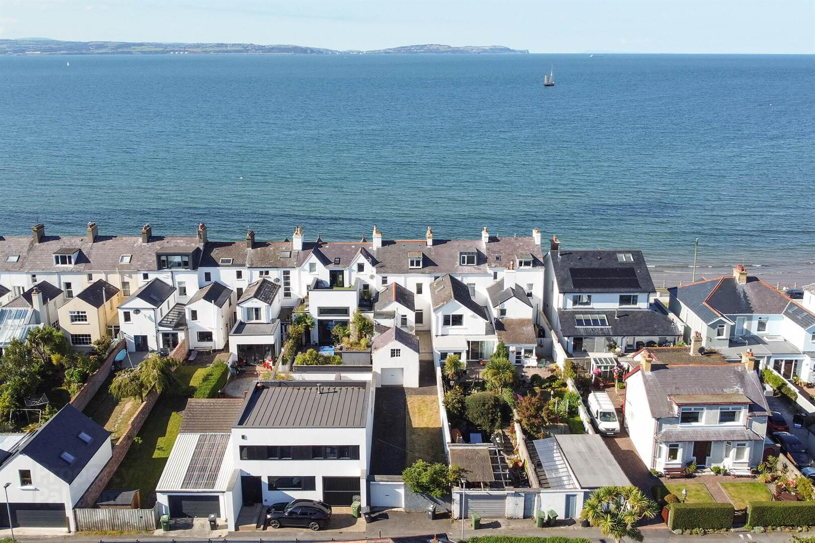 56 Ballyholme Esplanade 3 of 23