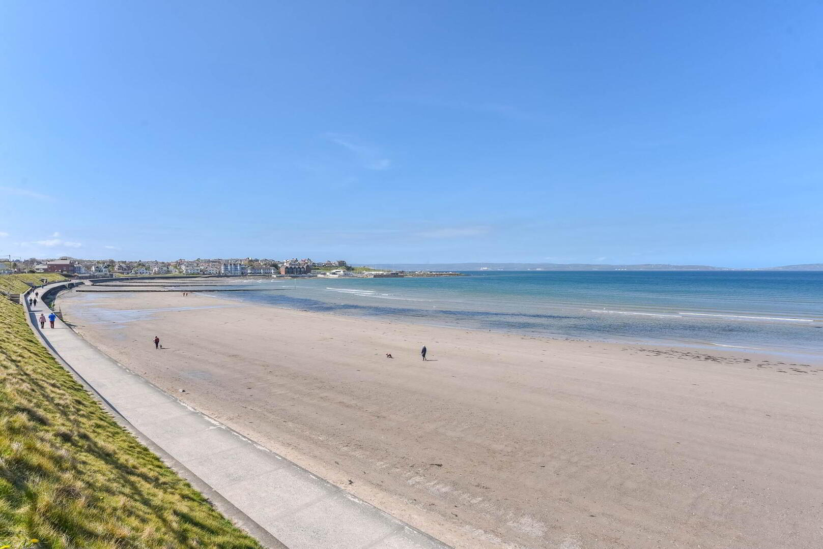 56 Ballyholme Esplanade 5 of 23