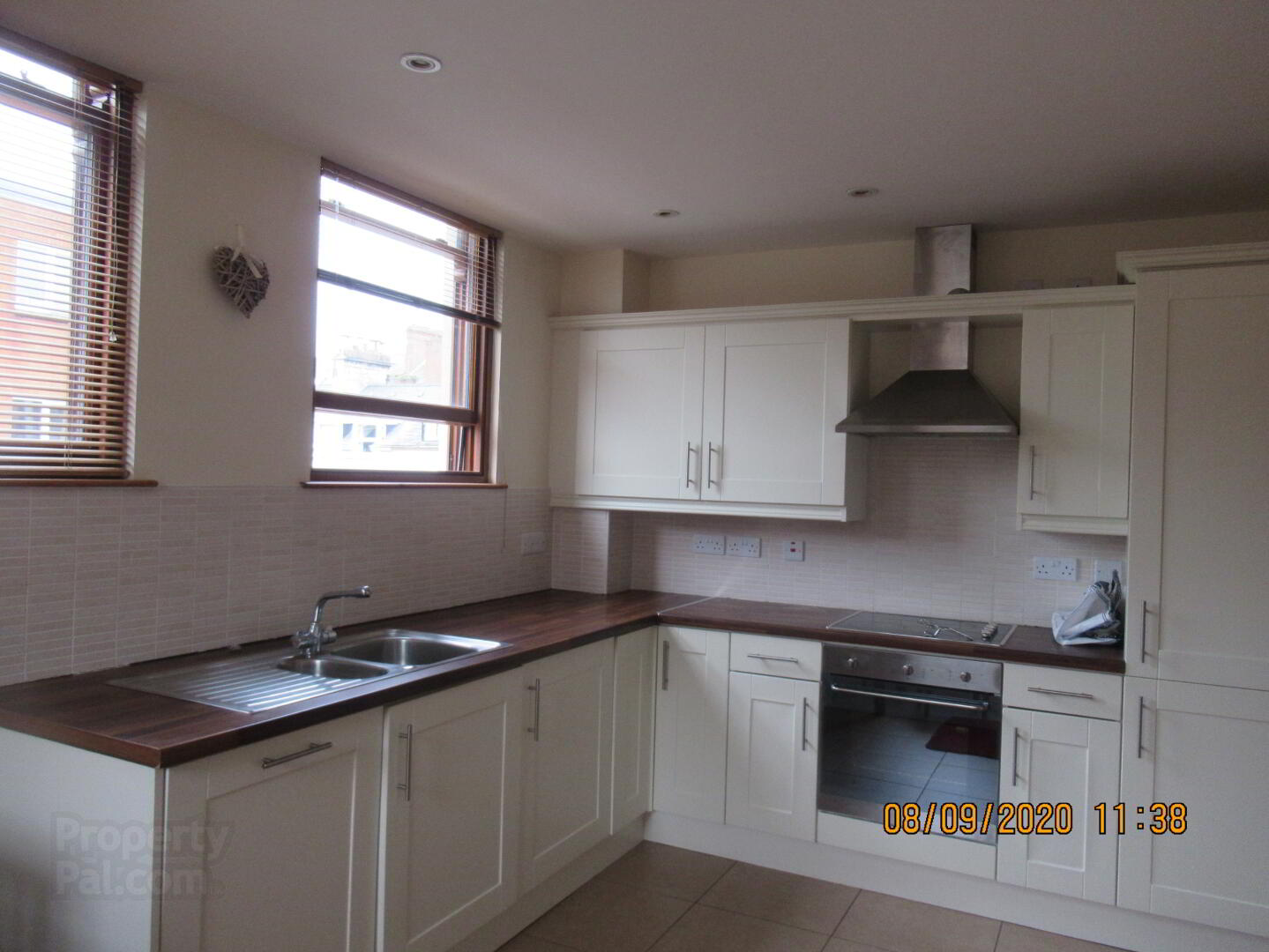 Unit 13, 81 FITZROY AVENUE 3 of 7