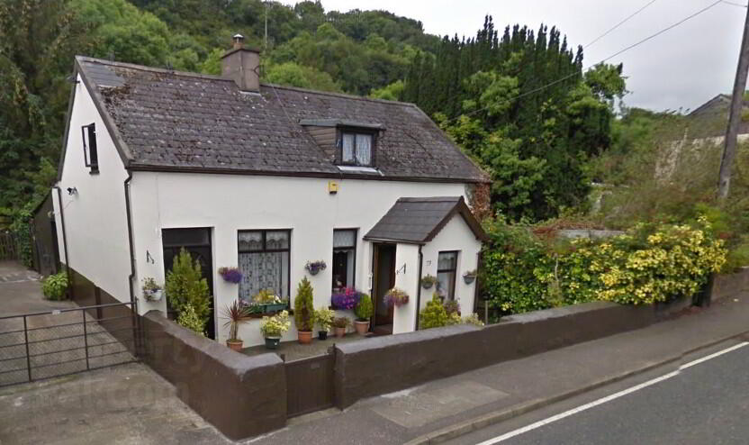 Howdens Quay Bank Road 5 of 9