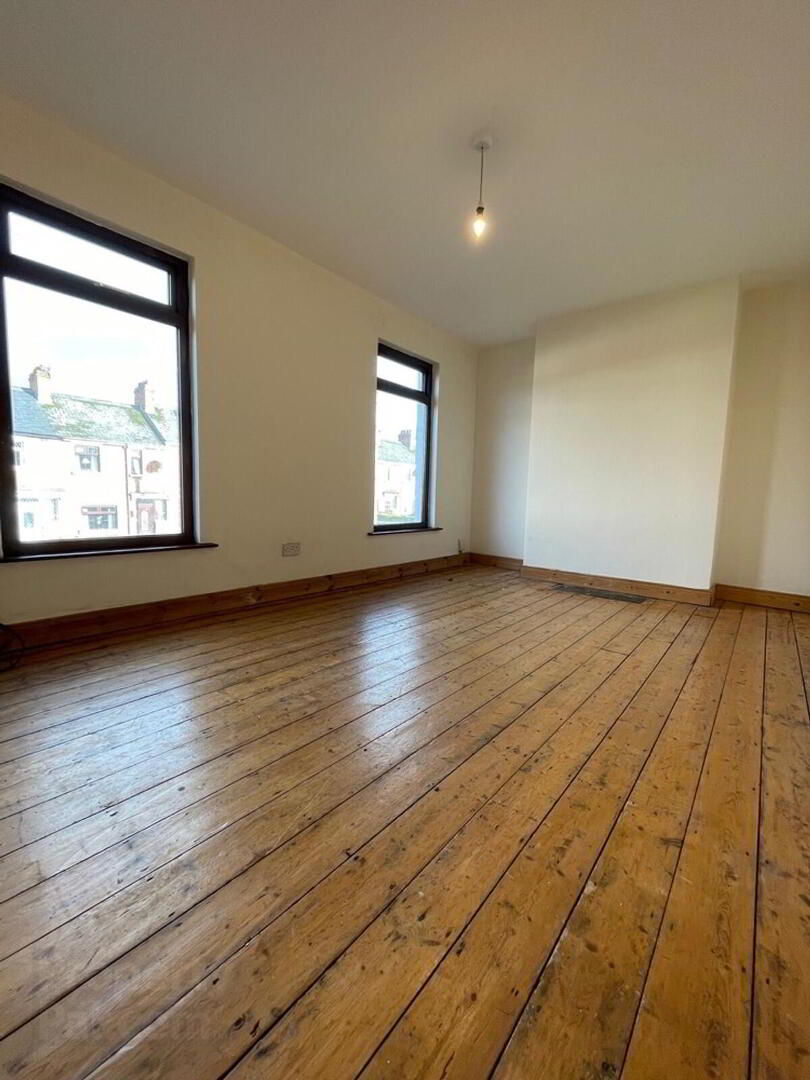 146 Larkfield Road 7 of 12