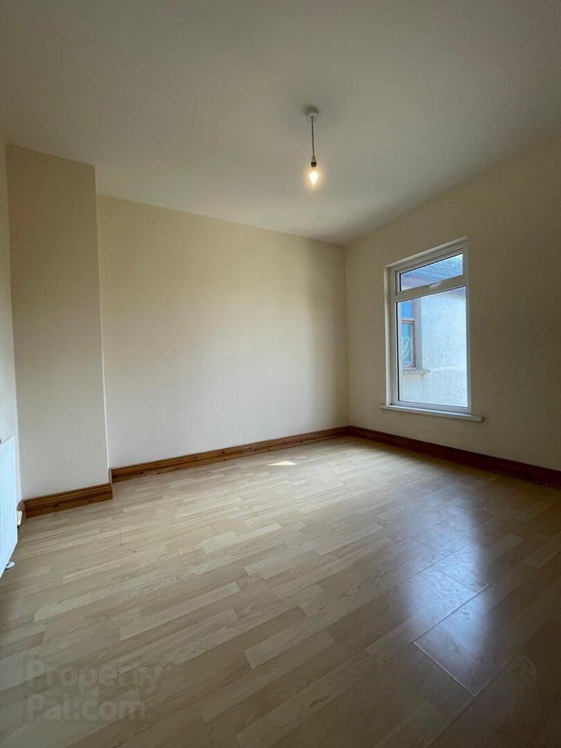 146 Larkfield Road 8 of 12