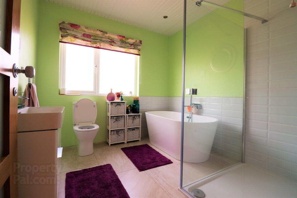 228 Battleford Road 12 of 16