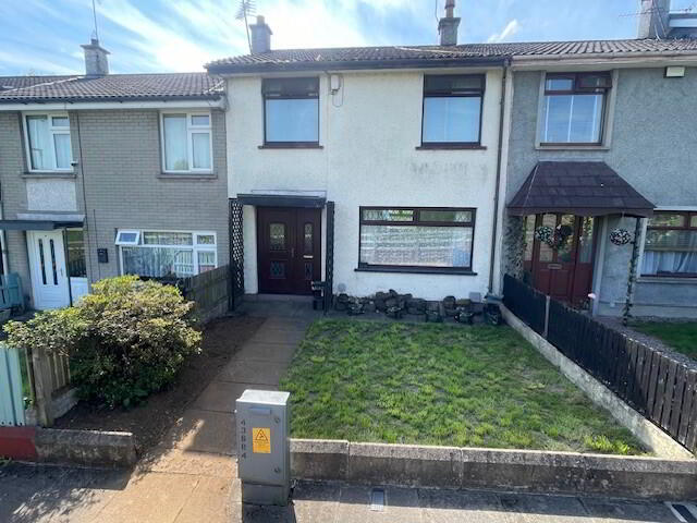 5 Dunclug Gardens 1 of 11