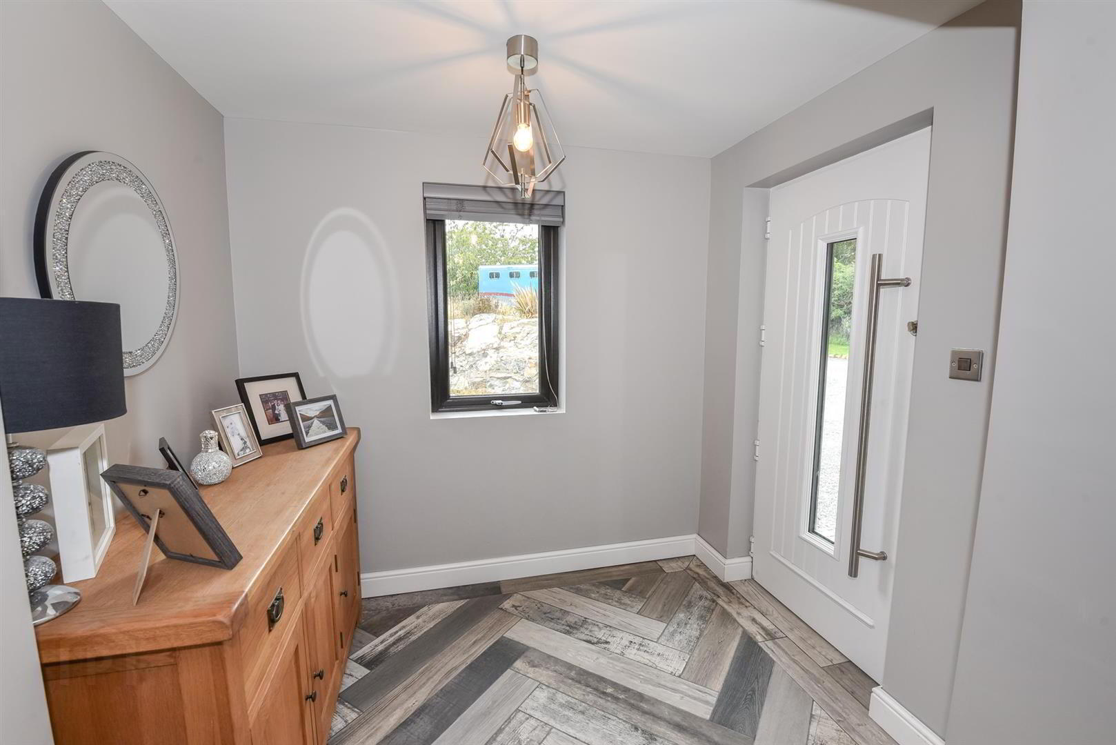 11a Cardy Road East 4 of 26