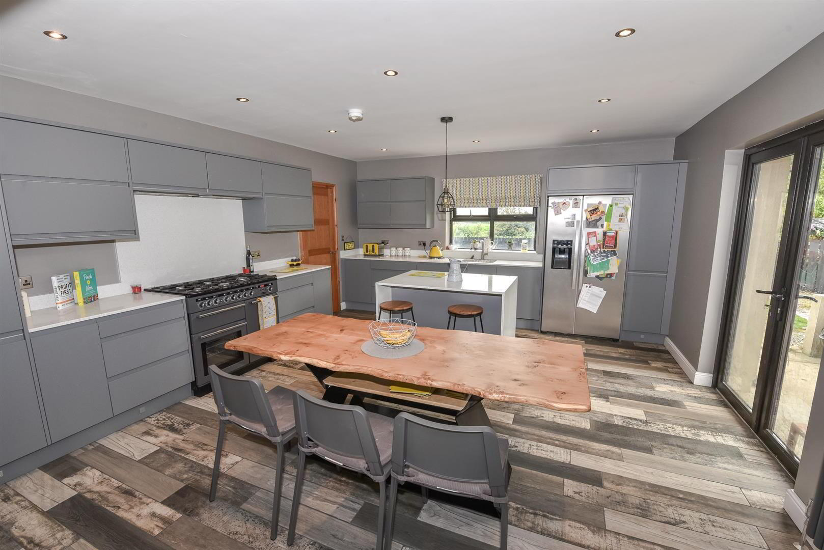 11a Cardy Road East 8 of 26