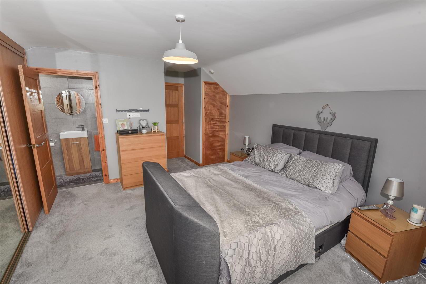 11a Cardy Road East 14 of 26