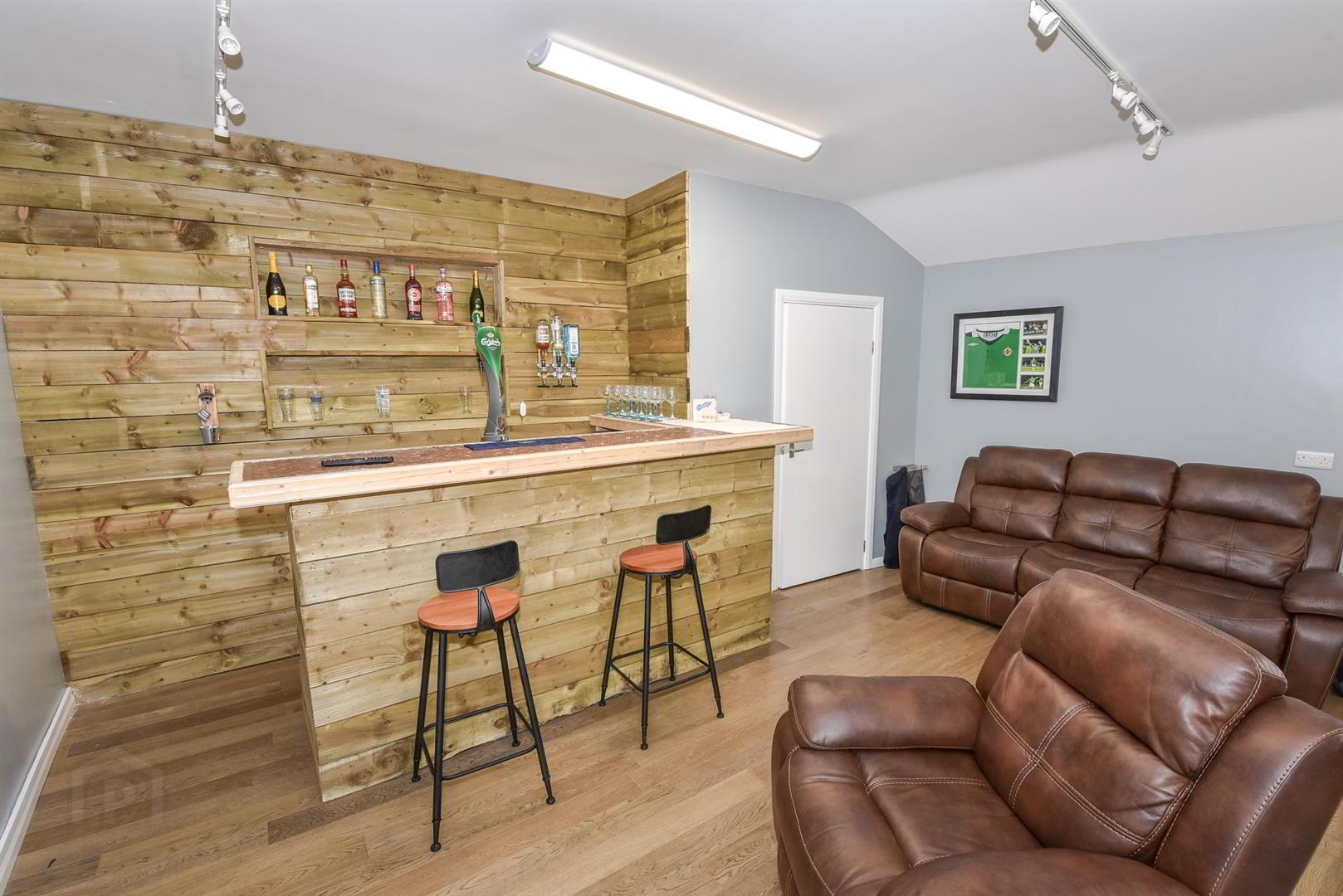 11a Cardy Road East 23 of 26