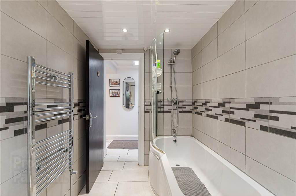 56 Milfort Avenue 21 of 36