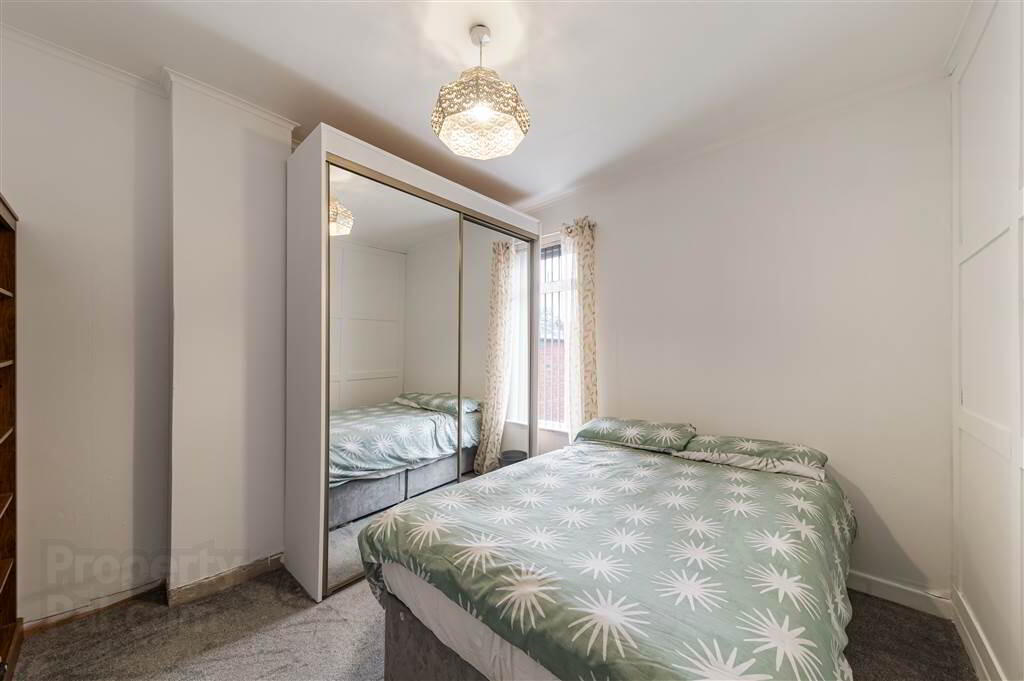 56 Milfort Avenue 26 of 36