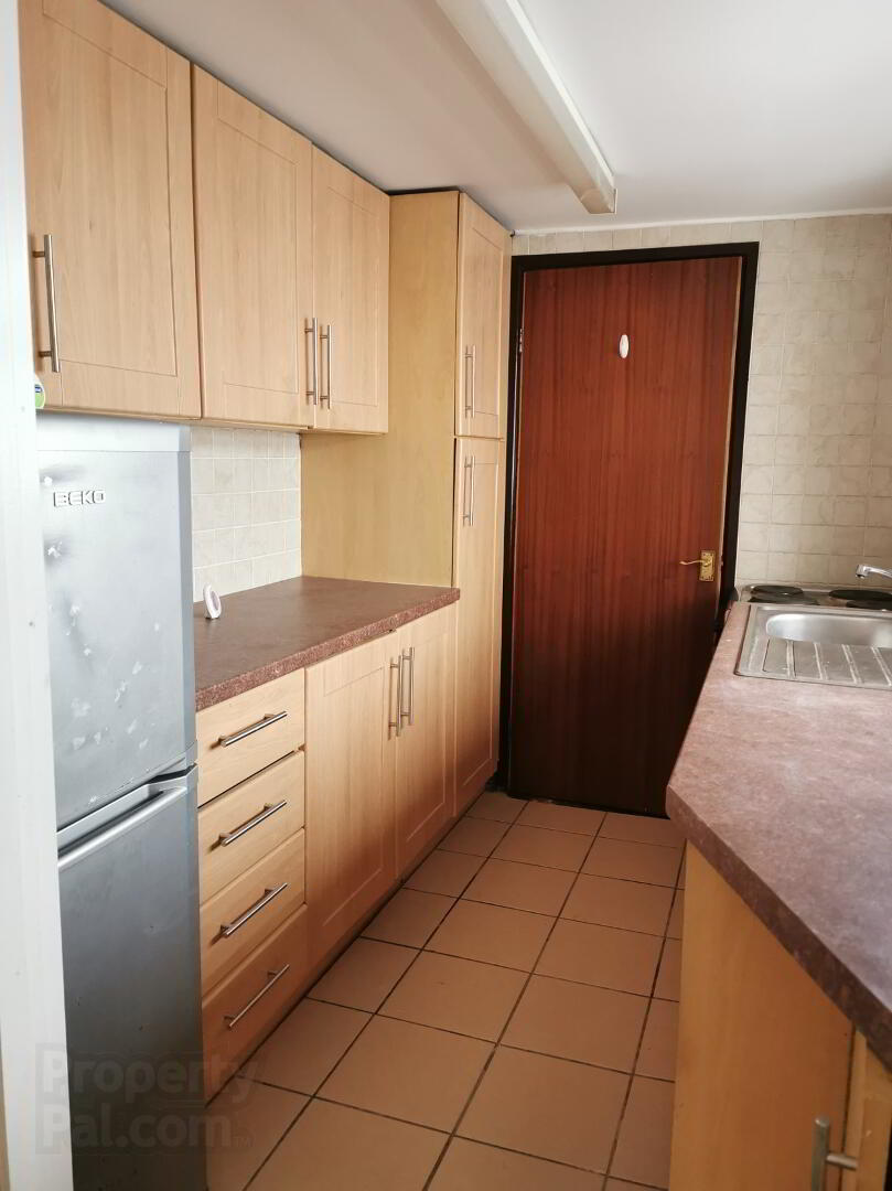 37 Woodvale Street 3 of 8