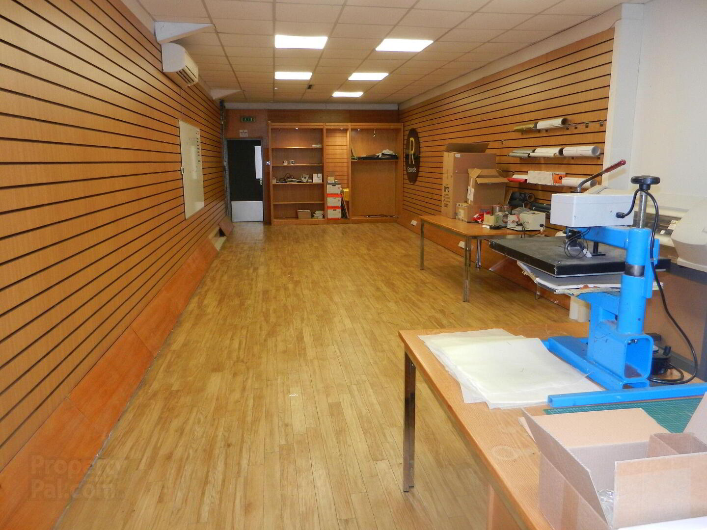 13 Haslems Lane 8 of 13