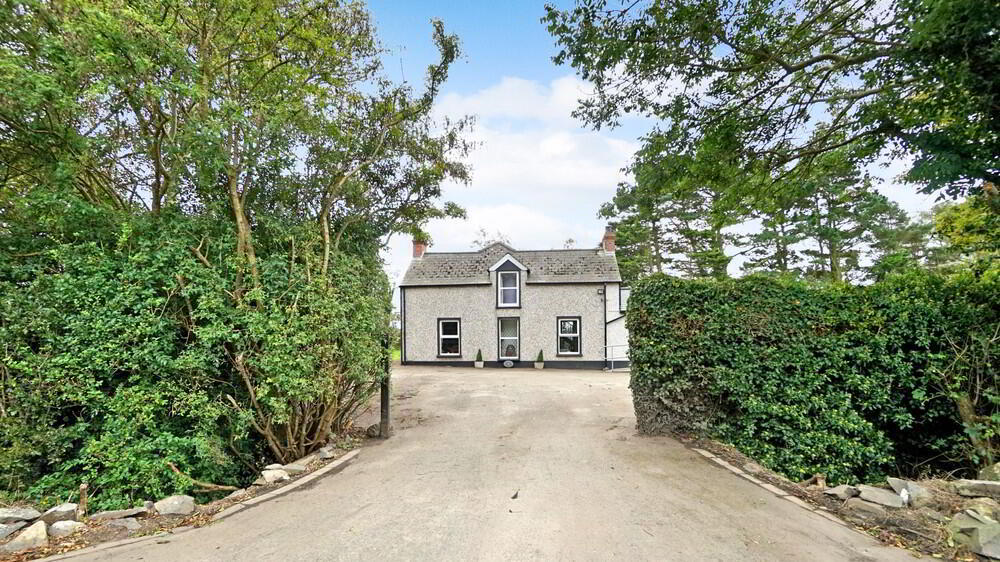 Heather Tree Cottage, 35 Ballygelagh Road