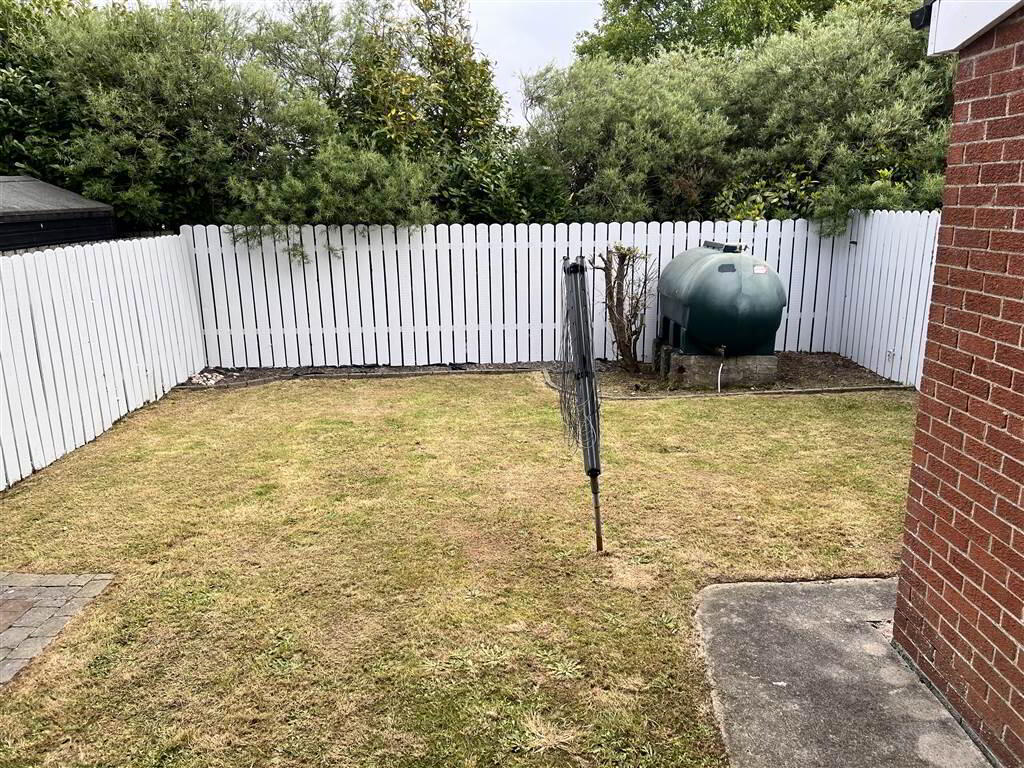 8 Ringhaddy Gardens 16 of 19