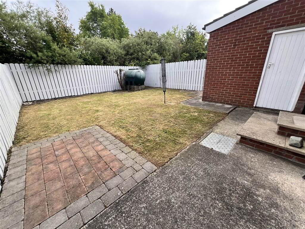 8 Ringhaddy Gardens 17 of 19
