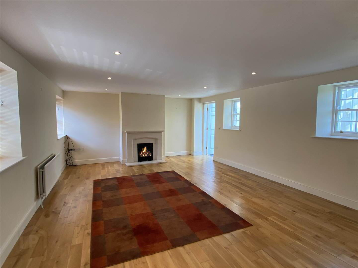 property description image
