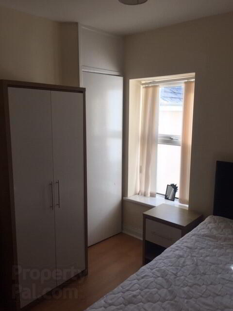 ***student Let***, 7 Stewarts Terrace 6 of 15