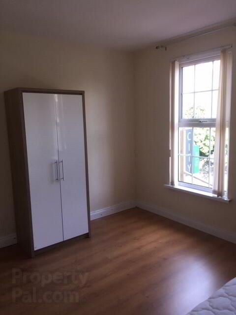 ***student Let***, 7 Stewarts Terrace 7 of 15