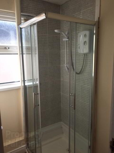 ***student Let***, 7 Stewarts Terrace 14 of 15