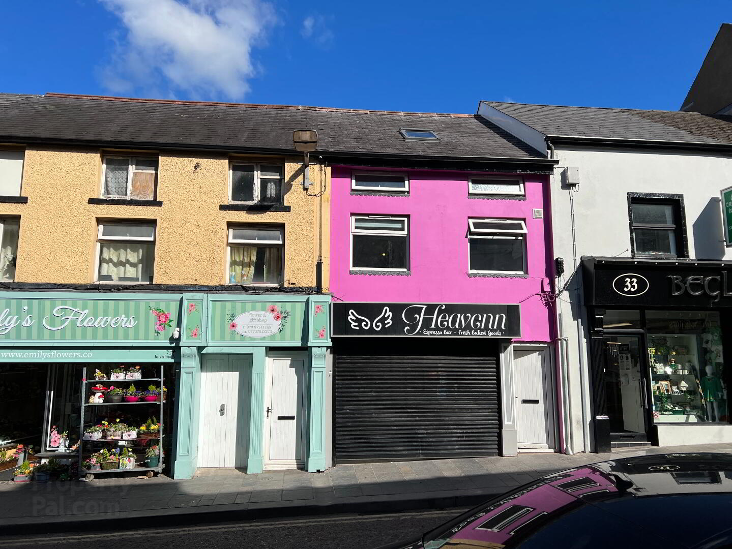 Unit A, 35 Irish St 1 of 5