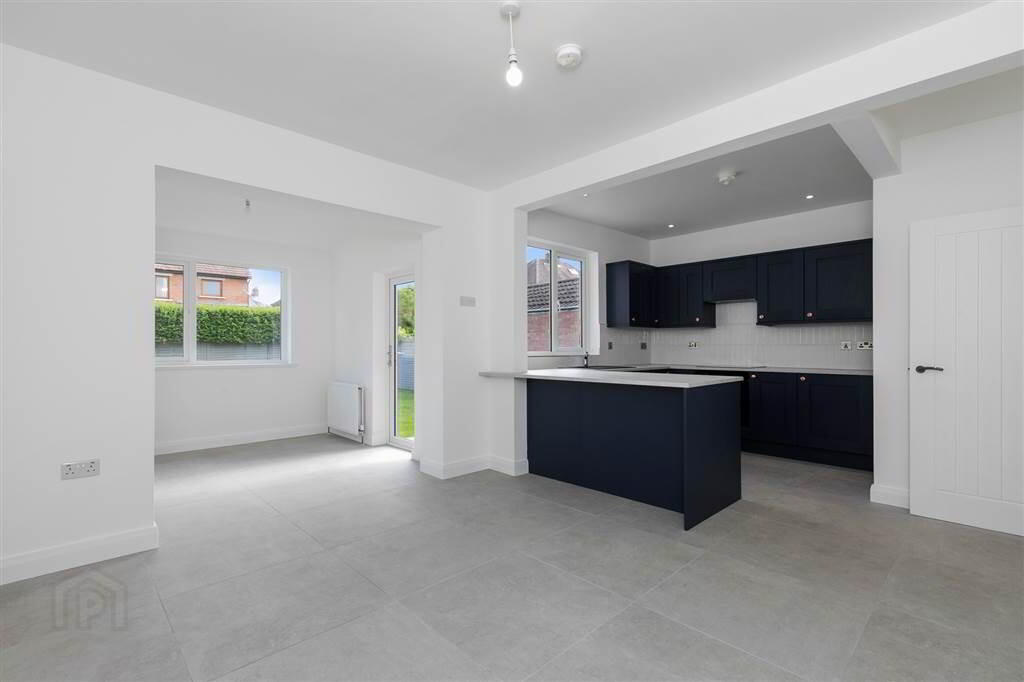 24 Clonallon Park
