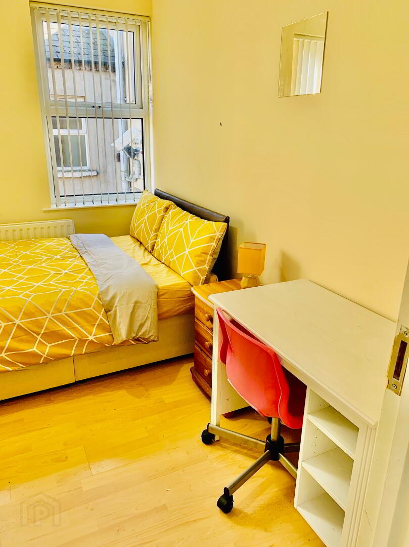 Wolseley Street, Room 2 6 of 12