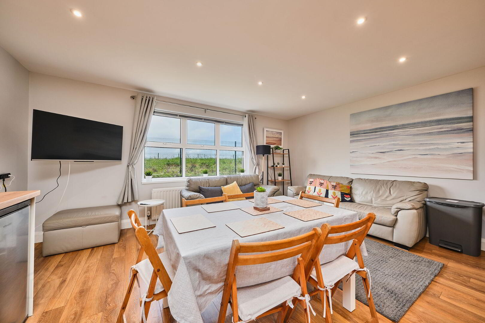Dunluce Park (From Sept 2025), 48 Eglinton Street 2 of 30