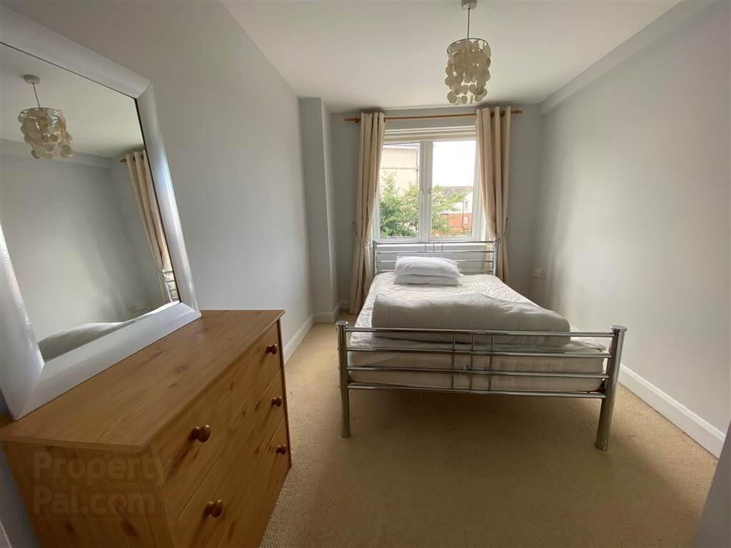 13 Chichester Building, 33 Old Bakers Court 10 of 13