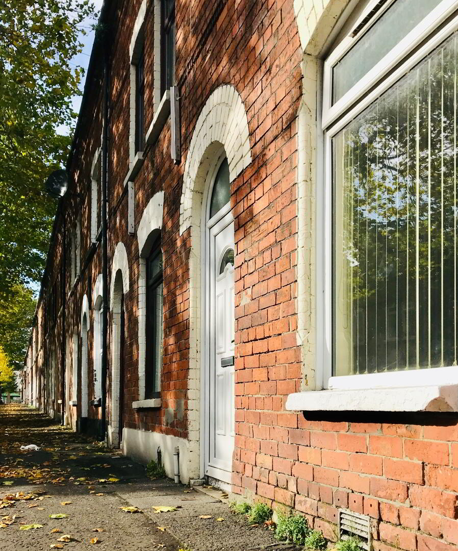 Balfour Avenue, Room 1 1 of 9