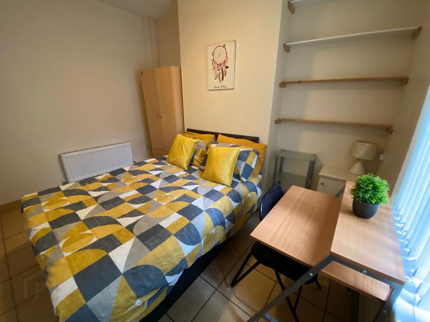 Balfour Avenue, Room 1 8 of 10
