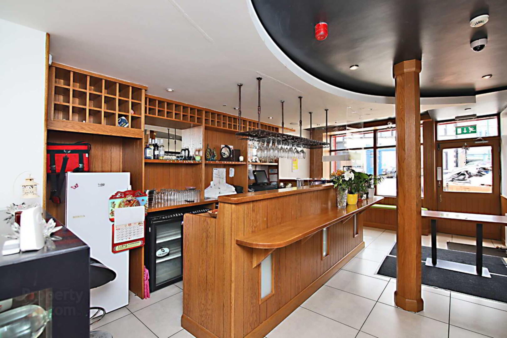 Restaurant &, 2 No. Apartments 5 of 20